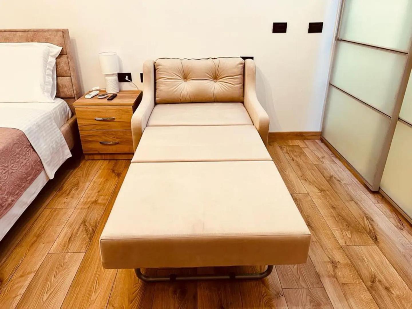 Comfy Studio In City Center Τίρανα Εξωτερικό φωτογραφία